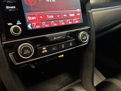 Used 2021 Honda Civic Sport image 15