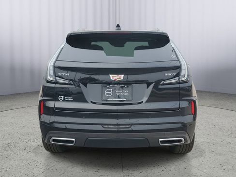 Used 2025 Cadillac XT4 Sport w/ Cold Weather Package image 5