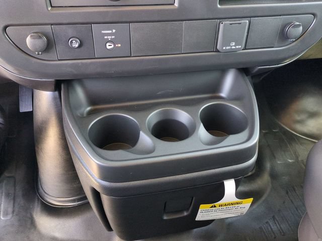 New 2026 Chevrolet Express 2500 RWD image 15