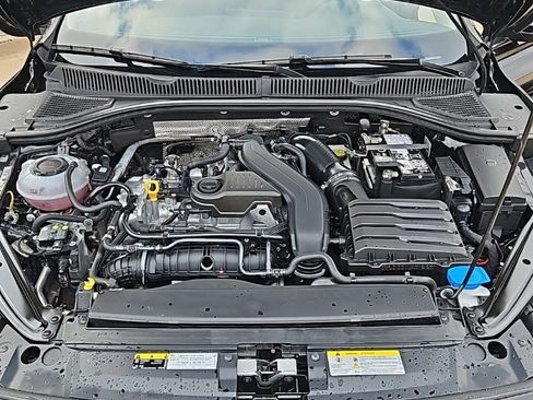 Used 2025 Volkswagen Jetta SEL image 10