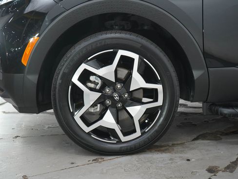 Used 2024 Hyundai Santa Cruz Limited AWD/4WD image 28