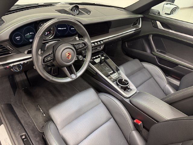Certified 2024 Porsche 911 Targa 4S AWD/4WD image 4
