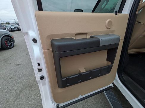 Used 2014 Ford F250 Lariat w/ Snow Plow Prep Package image 25