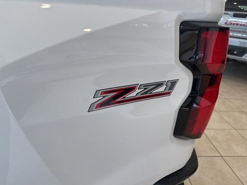 New 2025 Chevrolet Colorado Z71 w/ Z71 Convenience Package 2 image 14