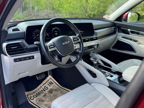 Used 2023 Kia Telluride SX Prestige AWD/4WD image 11