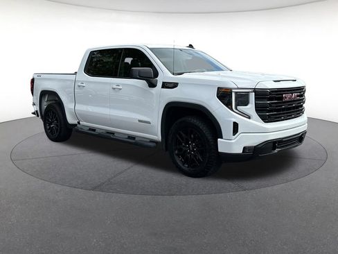 Used 2026 GMC Sierra 1500 Elevation w/ Elevation Select Package AWD/4WD image 8