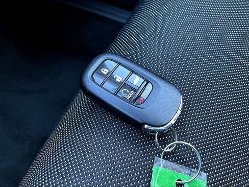 Used 2024 Honda CR-V EX image 12