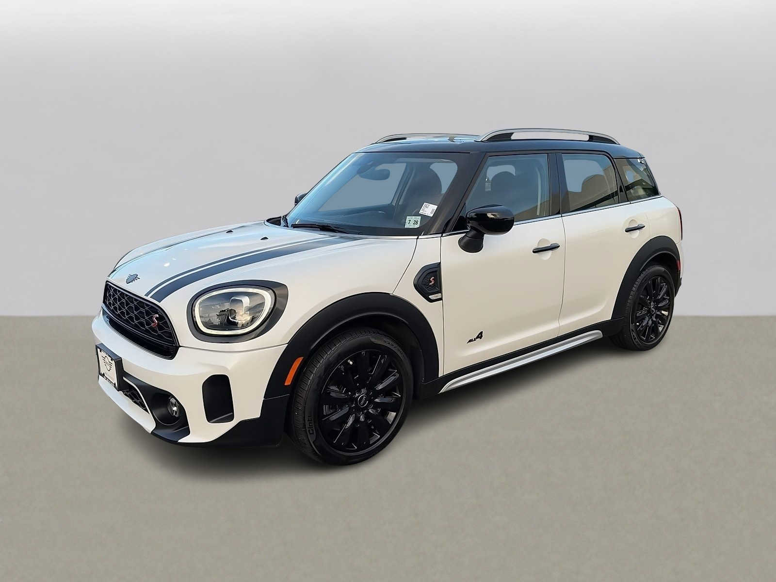 Used 2024 MINI Cooper Countryman S w/ Premium Package AWD/4WD image 4