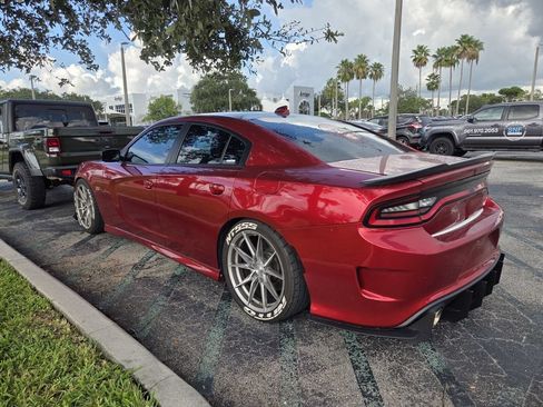 Used 2022 Dodge Charger Scat Pack w/ Plus Group RWD image 4