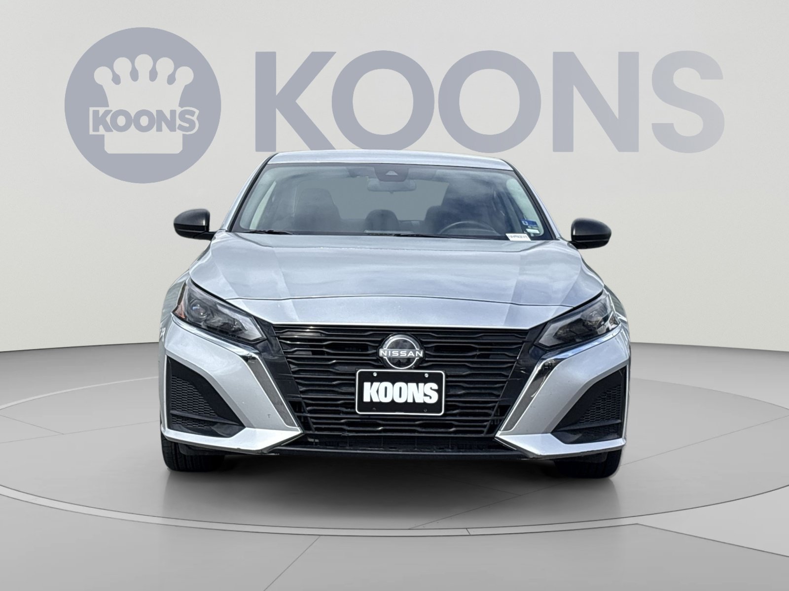 Used 2024 Nissan Altima 2.5 SV FWD image 11