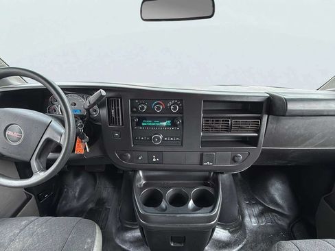 Used 2022 GMC Savana 2500 w/ Driver Convenience Package RWD image 9