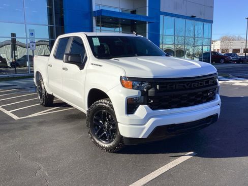 New 2026 Chevrolet Silverado 1500 Custom image 1