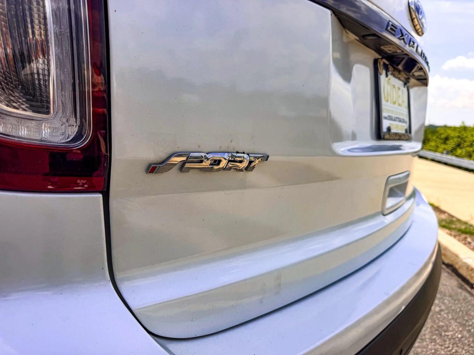 Used 2014 Ford Explorer Sport AWD/4WD image 38