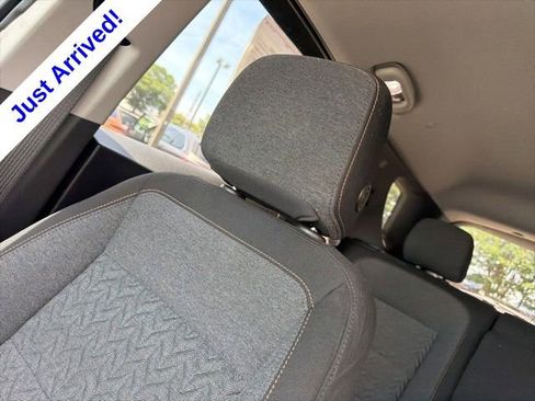 Used 2022 Chevrolet Equinox LT FWD image 16