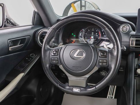 Used 2022 Lexus IS 350 F Sport RWD image 12