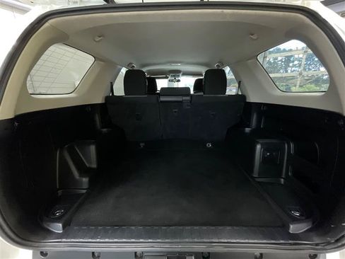 Used 2018 Toyota 4Runner SR5 RWD image 22
