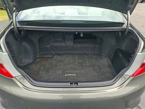 Used 2013 Toyota Camry LE FWD image 28