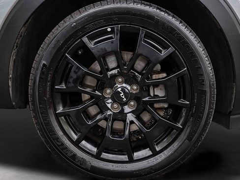 Certified 2022 Kia Telluride EX w/ EX Premium Package AWD/4WD image 31