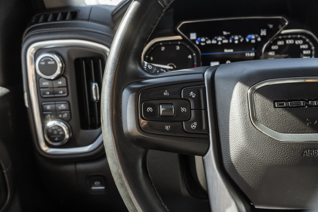 Used 2023 GMC Sierra 3500 Denali AWD/4WD image 26