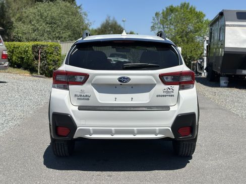 Used 2021 Subaru Crosstrek 2.0i Premium w/ Popular Package #2 AWD/4WD image 4