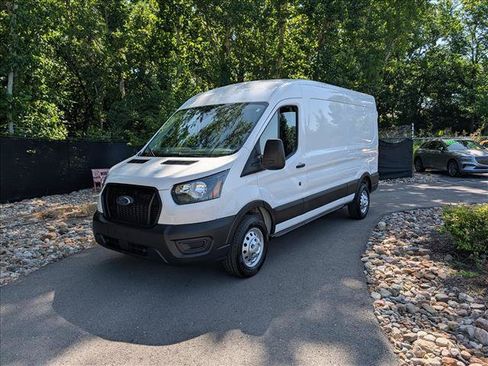 Used 2023 Ford Transit 250 Medium Roof AWD image 1