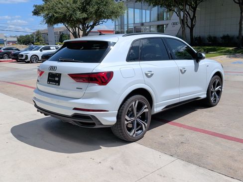 Used 2023 Audi Q3 2.0T Premium Plus w/ Premium Plus Package AWD/4WD image 10