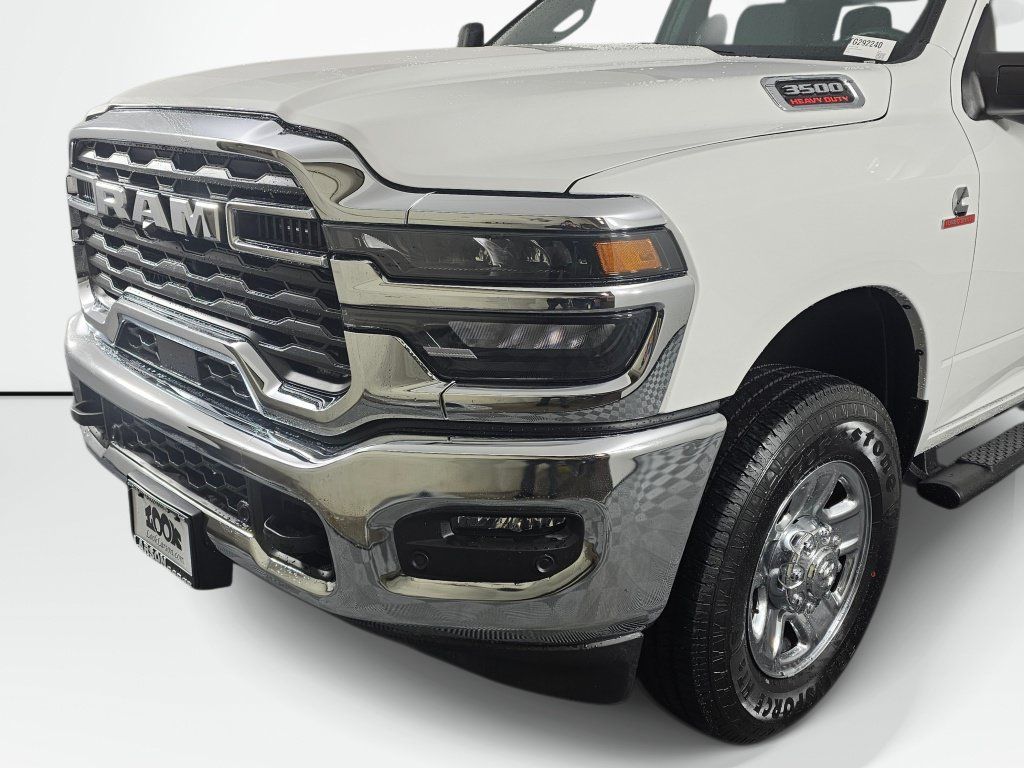 New 2026 RAM 3500 Tradesman AWD/4WD image 13