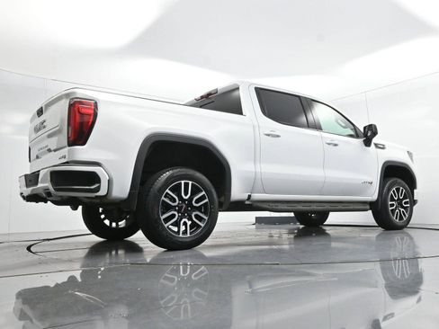 Used 2025 GMC Sierra 1500 AT4 w/ AT4 Premium Package AWD/4WD image 52