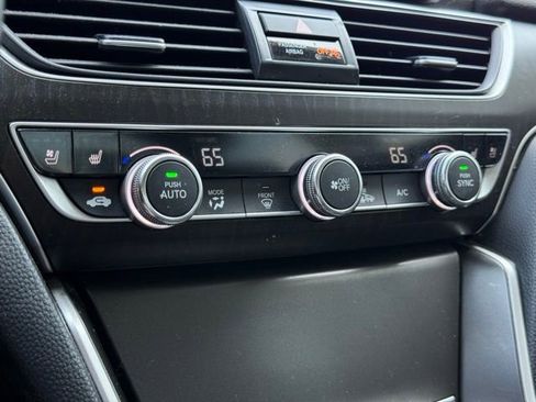 Used 2021 Honda Accord Touring image 19