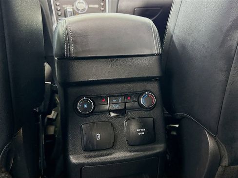 Used 2016 Ford Explorer Platinum AWD/4WD image 31
