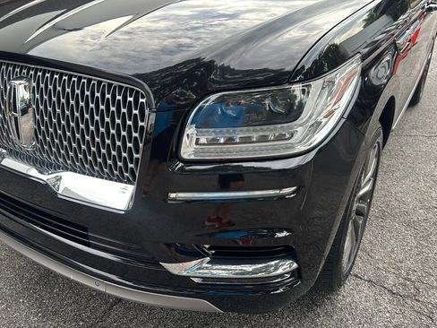 Used 2019 Lincoln Navigator Select RWD image 41