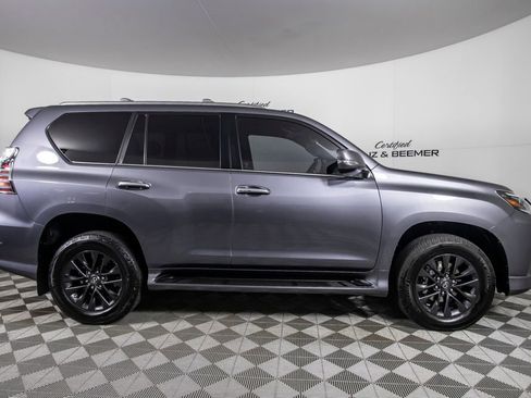 Used 2023 Lexus GX 460 Premium w/ Premium Package image 4
