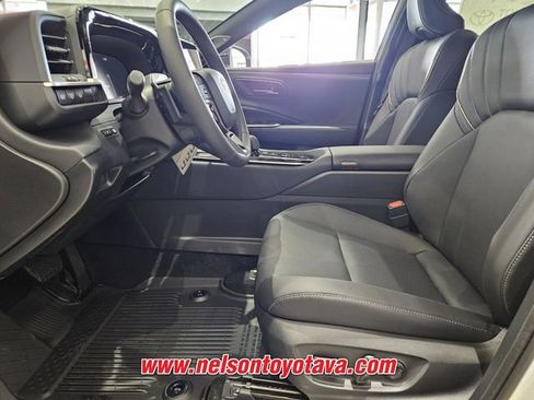 New 2025 Toyota Crown Signia w/ Advanced Technology Package AWD/4WD image 6