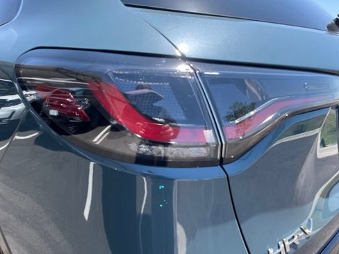 Used 2027 Honda HR-V EX-L image 7