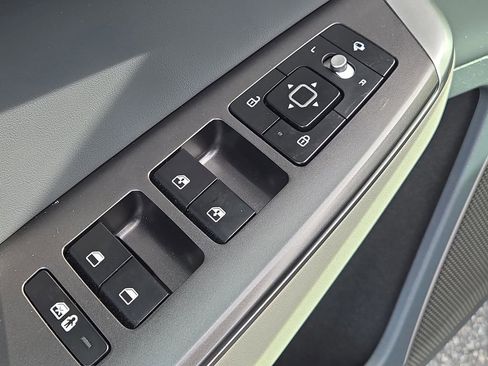 Certified 2024 Kia EV6 Wind image 17