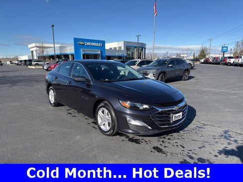 Used 2023 Chevrolet Malibu LT image 1