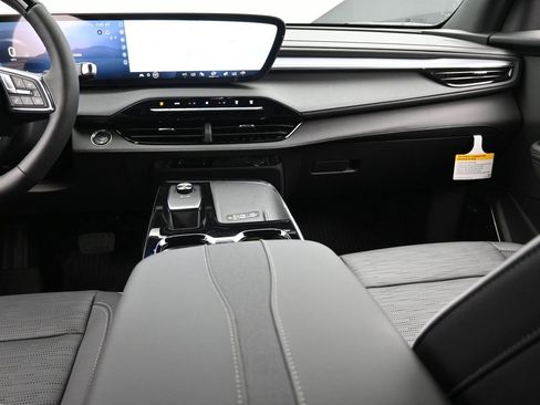 New 2026 Buick Enclave Sport Touring w/ Super Cruise Package image 16