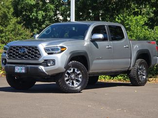 Used 2022 Toyota Tacoma TRD Off-Road w/ Technology Package AWD/4WD video 1