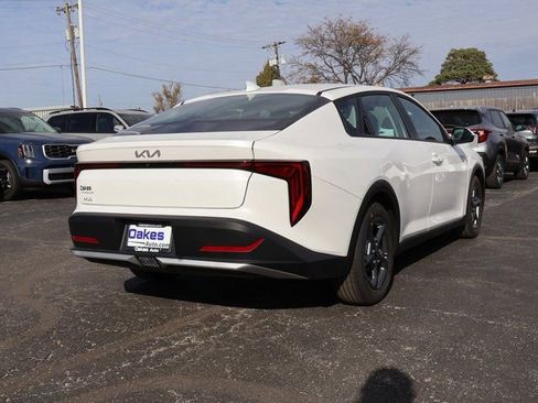 New 2025 Kia K4 LXS image 7