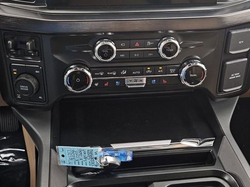 New 2026 Ford F350 Lariat w/ Chrome Package AWD/4WD image 26