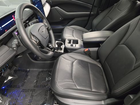 New 2025 Ford Mustang Mach-E Premium image 16
