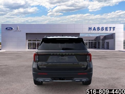 Used 2026 Ford Explorer Active w/ Active Comfort Package AWD/4WD image 6