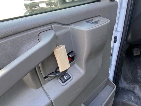 New 2024 GMC Savana 3500 Work Van w/ Power Convenience Package image 16