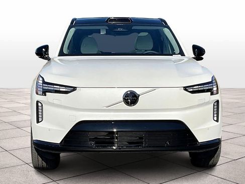 New 2025 Volvo EX90 Plus w/ Protection Package Premier image 5