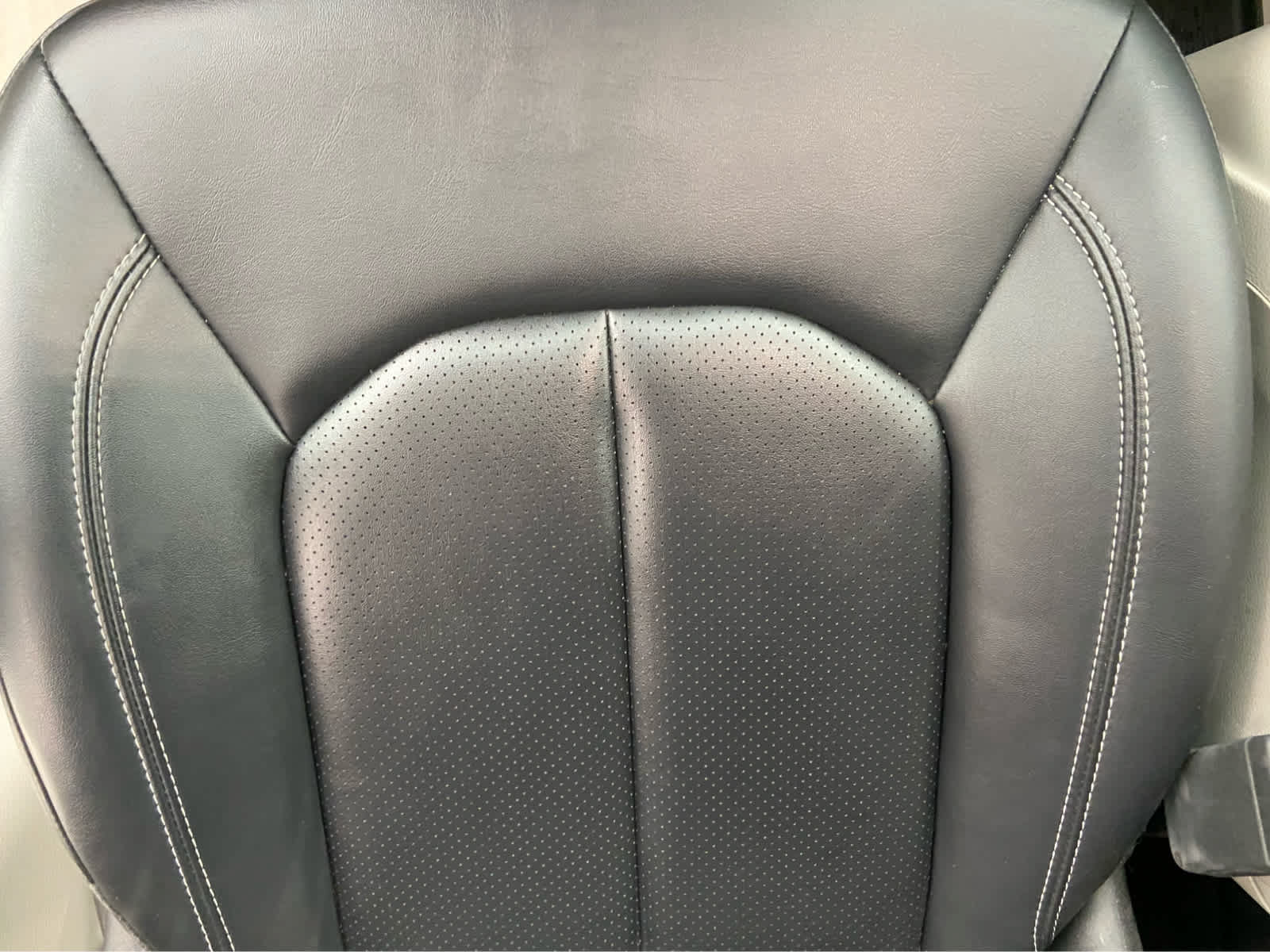 Used 2024 Chrysler Pacifica Touring-L FWD image 41