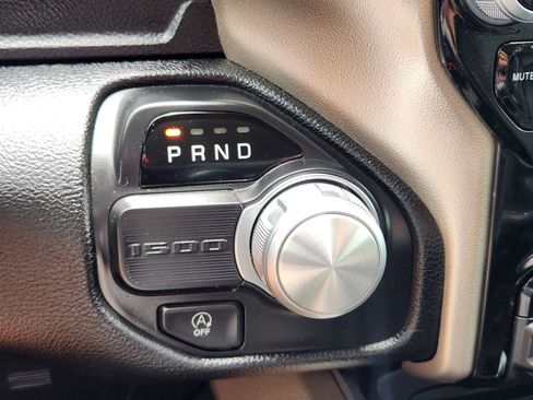 Used 2019 RAM 1500 Laramie RWD image 22