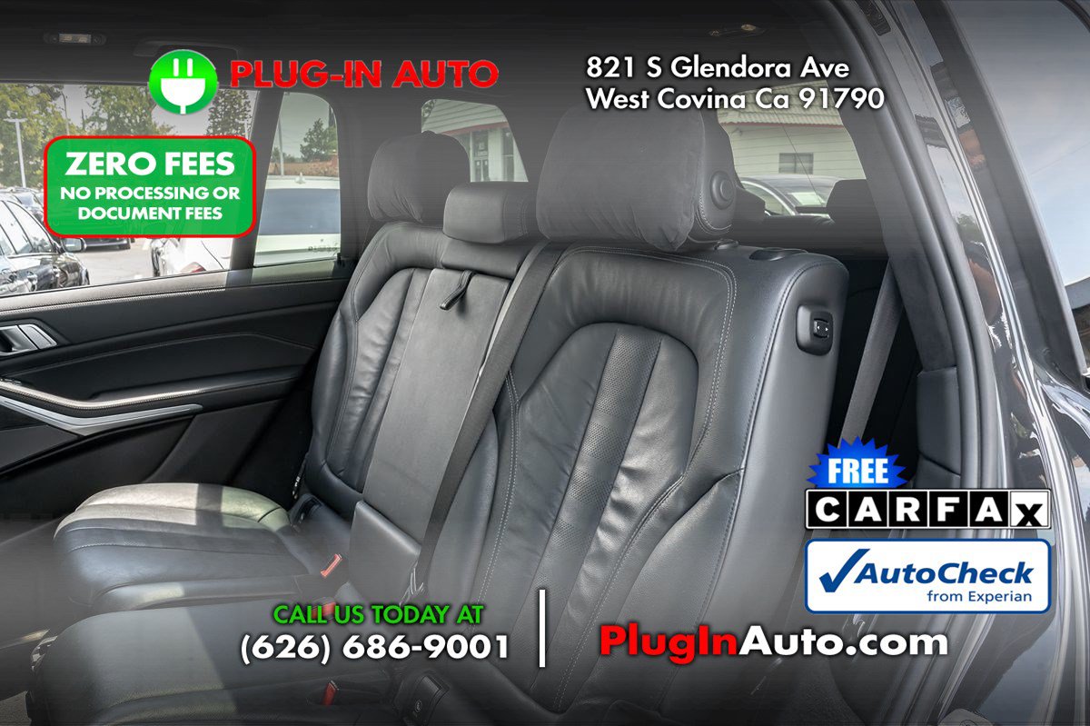 Used 2021 BMW X7 xDrive40i w/ M Sport Package AWD/4WD image 15