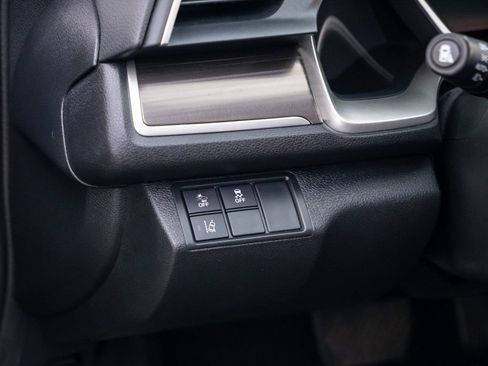 Used 2019 Honda Civic EX-L image 21