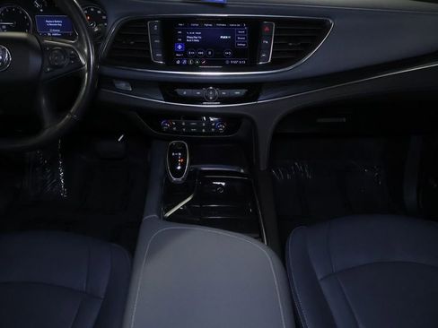 Used 2020 Buick Enclave Premium w/ Sun and Sites Package image 20