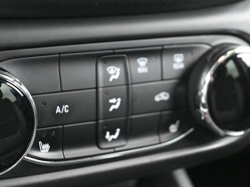 Used 2023 Chevrolet TrailBlazer LT image 16